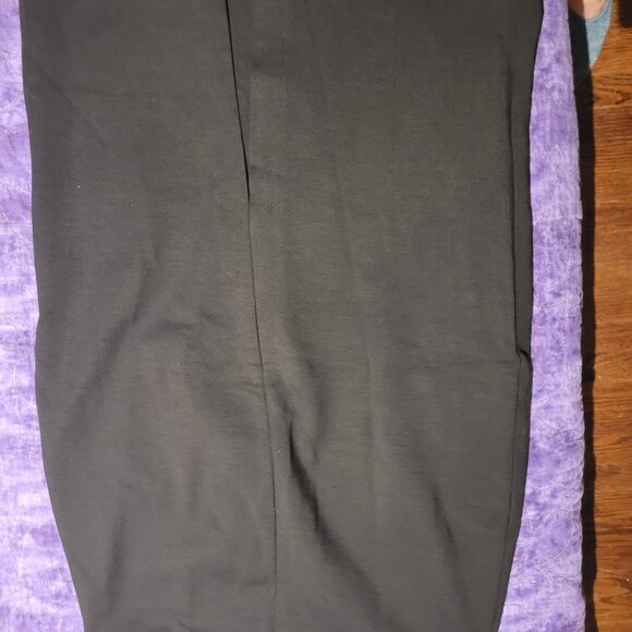 NWOT-Banana Republic Skirt - Midi Stretchy, High-Waisted, Black Skirt, sz small - Picture 2 of 3